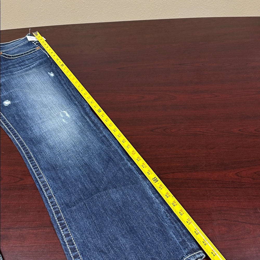 Men's Big & Tall Vintage Thick Stitch Embroidered Distressed Jeans - Picture 14 of 15